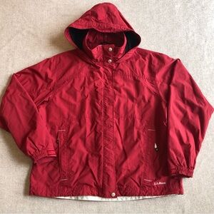 LL Bean Rain Jacket Lightweight Hideaway Hood Red size large
